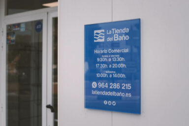acceso la tienda del baño